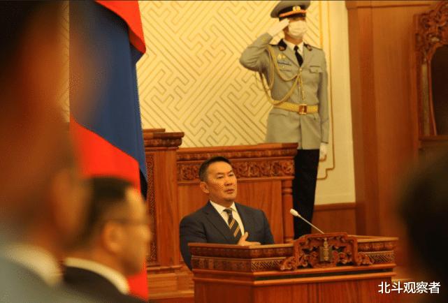 蒙古|刚上台就疏远西方，邻国亲华总统“亲中冷西”，多次访华寻求合作
