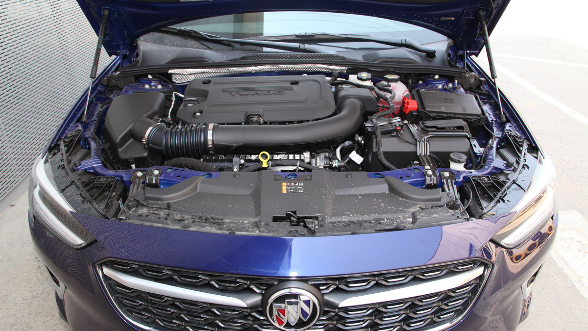 『哈弗f7』新车跌4万,2.0T破百仅7秒,开起来比宝马3系拉风,还买雅阁?