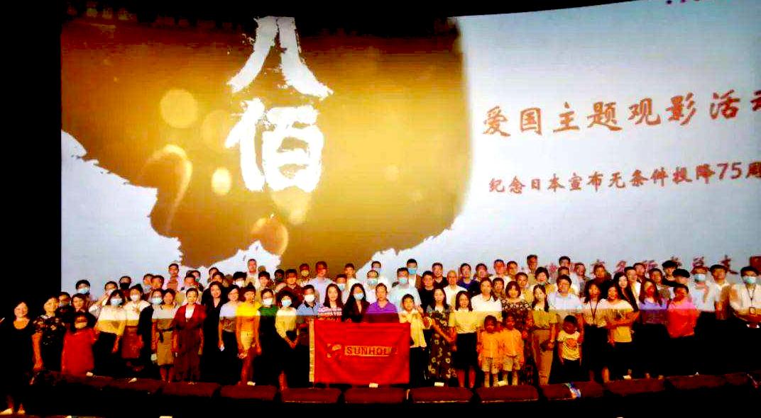 张译|张译演了《八佰》以后,吴京说他不要脸,导演说以后不会再用他了