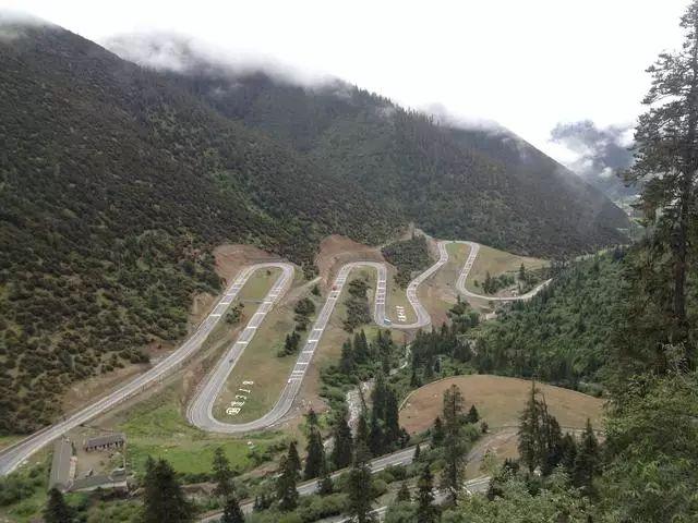 「川藏公路」中国景观大道川藏线，14座高海拔的垭口，已经消失了4座