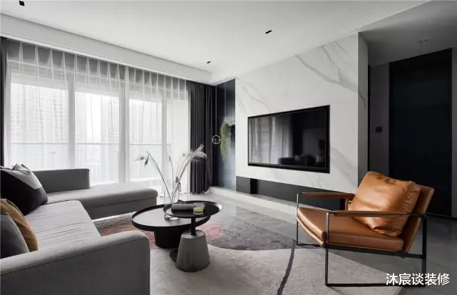 |看了她家，才知木元素如此温馨，现代生活亲自然主义，室内很舒适