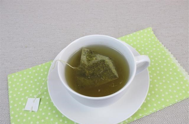 肝脏|肝脏发生病变，身体会有“2黄1臭”，一个不占，恭喜你肝很健康