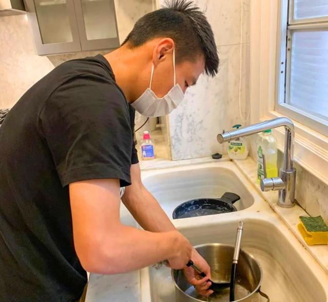 【武磊】武磊病情出现反转，西班牙人再闹笑话，球迷：相信科贝记者