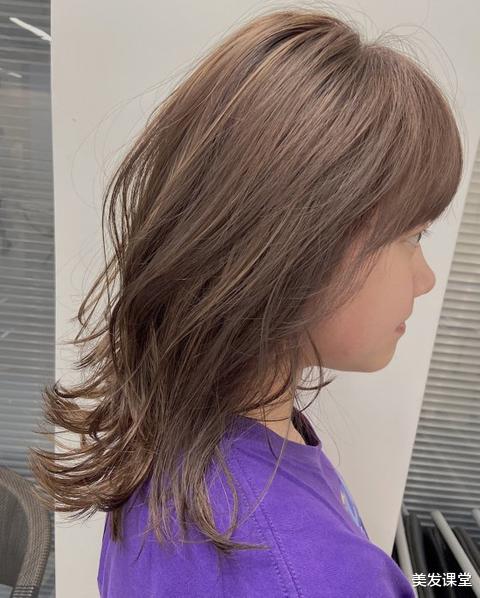 亚麻|很火的奶茶色染发配方,原来这样染,简单又方便