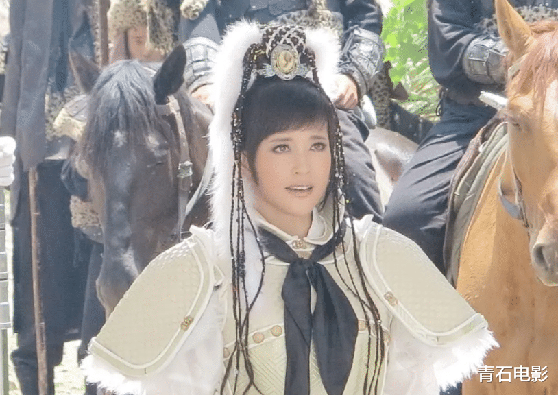 强行“扮嫩”的8大明星:刘恺威周迅上榜,有人差43岁也敢演 强行“扮嫩”的8大明星:刘恺威周迅上榜,有人差43岁也敢演