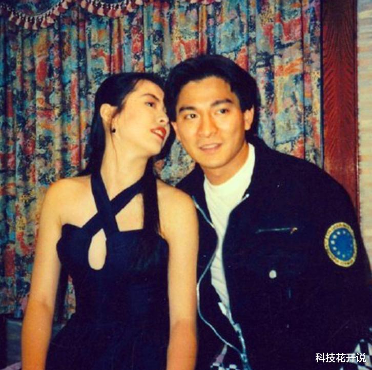 明星|5张难以置信的明星旧照：图3不愧是颜值天花板，图5漏洞百出的假合影！