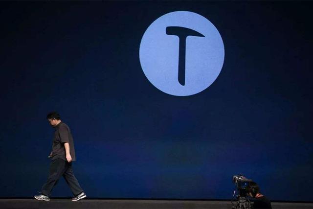 罗永浩|罗永浩看透手机行业是“是非圈”,但他没说为何大家爱讲是非