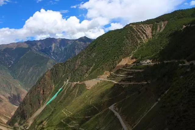 「川藏公路」中国景观大道川藏线，14座高海拔的垭口，已经消失了4座