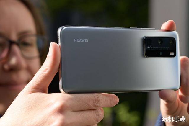 华为|红米潘达：小米是先产品后品牌，华为是稀里糊涂的高端？