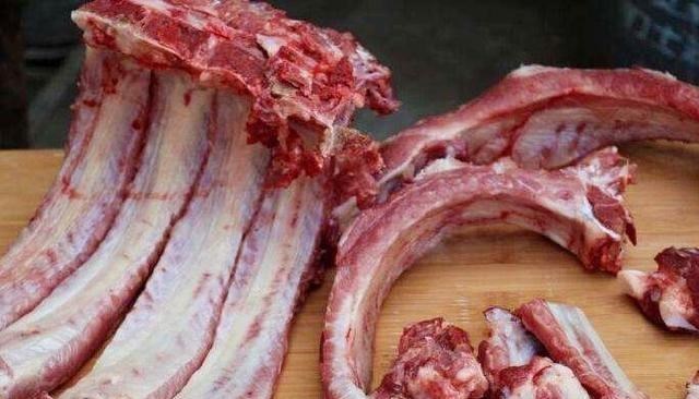 #排骨#去菜市场，遇到这3种排骨扭头就走，肉店老板自己都不吃