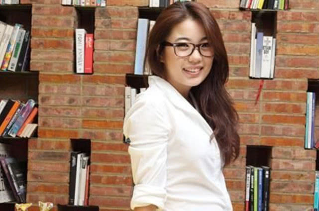 鉴黄师|一名阿里巴巴女鉴黄师的痛处：一天浏览一万张色情图片，恶心想吐