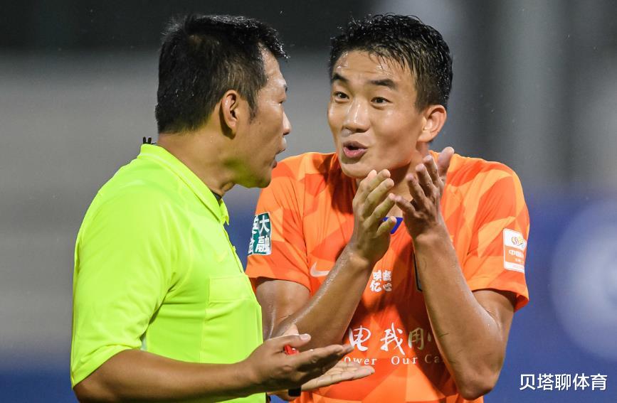 中超|恒大2-1鲁能又一次引众怒!戴琳:裁判你瞎啊?我这才是红牌