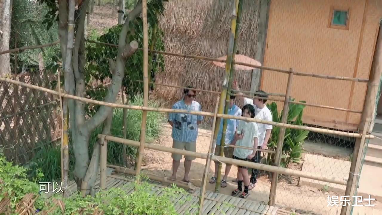 薇娅▲《向往的生活》飞行嘉宾曝光!黄磊做包烧菜,何炅周迅任嘉伦赞不绝口