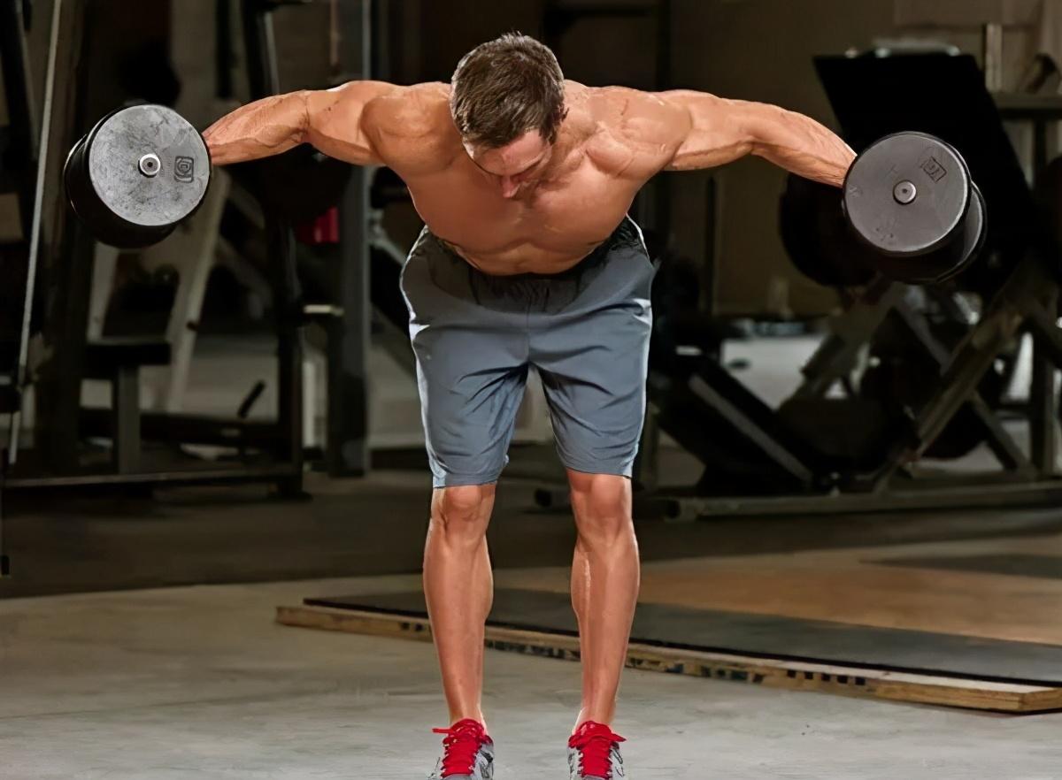 好莱坞|48岁强森，50岁狼叔，74岁史泰龙，爱健身，老了肌肉也爆棚