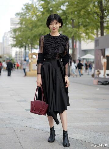 『段奥娟』做到唇色与服装的呼应，你就赢了