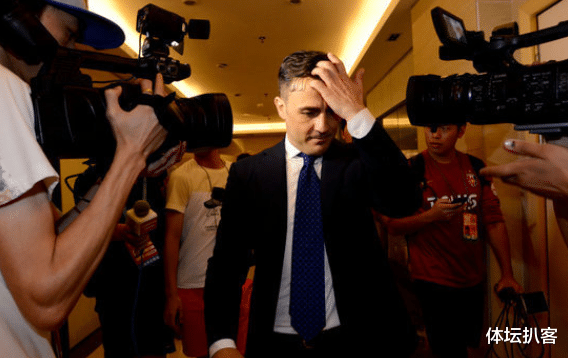 广州恒大|曝卡帅留任！已向恒大解释丢冠原因，2点促使他留下，该谢韦世豪