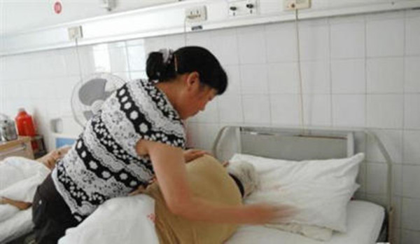 「荆州」养老又送终,少东家爱上已婚保姆!女方为离婚倒给原配15万