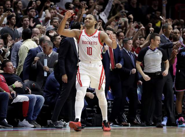 火箭队|火箭草率了！2年430万八成打水漂了！留给篮板狂人不好吗？