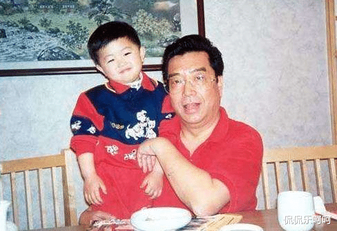 李双江|80岁李双江隐瞒52年的大儿子曝光，原来这么优秀，难怪不公开