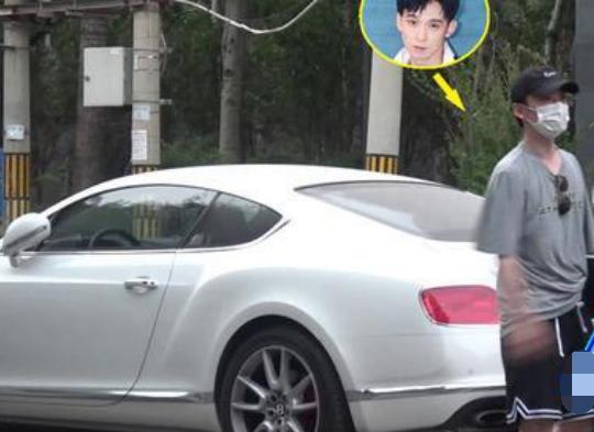 董子健▲27岁董子健开300万豪车，是大公司幕后老板？父亲在电影中当配角