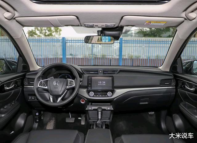 [小伙伴]本田又成功了！新款“省油王”来了，价格已跌至7.98万，大空间轿跑