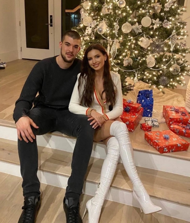 快船队|快船被太太团击败！里弗斯: 球员感到很疲惫！难以在场上坚持三分钟！