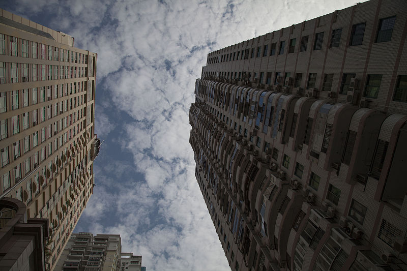 今年开始，价值300万亿的楼市要“贬值”？6个月后买房可能更容易