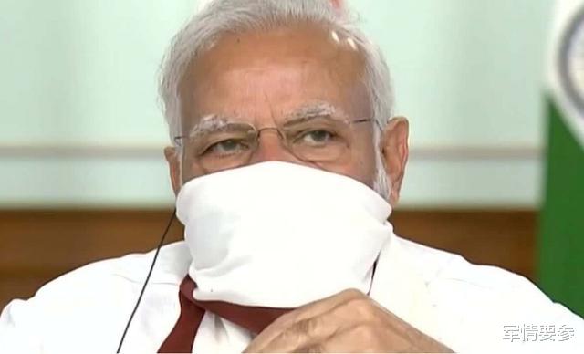 印度|死亡人数越来越多!印度用挖掘机大量掩埋患者,爆发强烈抗议