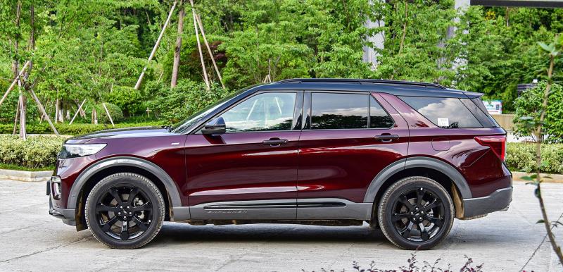 福特探险者|探险者的异响严重吗？它很费油吗？1万公里后，车主说了优缺点！