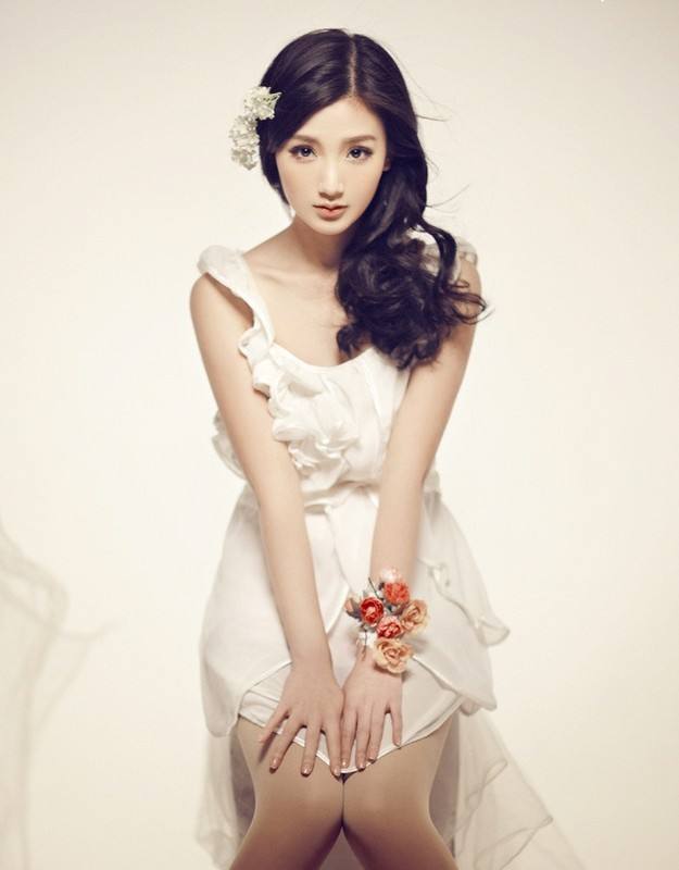 杨幂|这些30到35岁的当红女星中，如果可以的话，你最想娶谁做老婆？