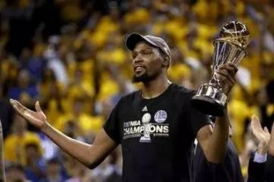 『凯文·杜兰特』杜兰特为何被誉为“死神杜”,他的实力和天赋真有这么好吗?