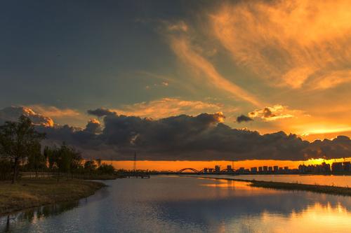 【天蝎座】6月开始，雨过天晴，思念成风，执手前任重修旧好的三星座