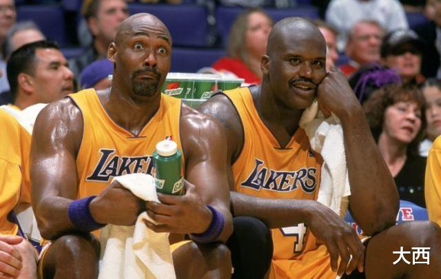 「马龙」巅峰奥尼尔能否打爆马龙?生涯交手42次,结果很明显