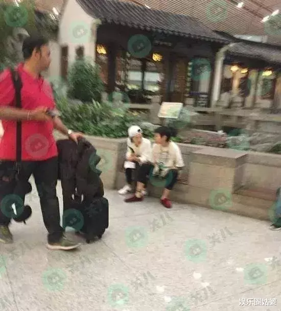 周冬雨|又双叒叕新恋情？她可算放过四字了！