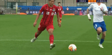 山东鲁能|“三线大爆发”！鲁能U23超巨彻底踢疯了：解单刀+轰贴地斩+造点