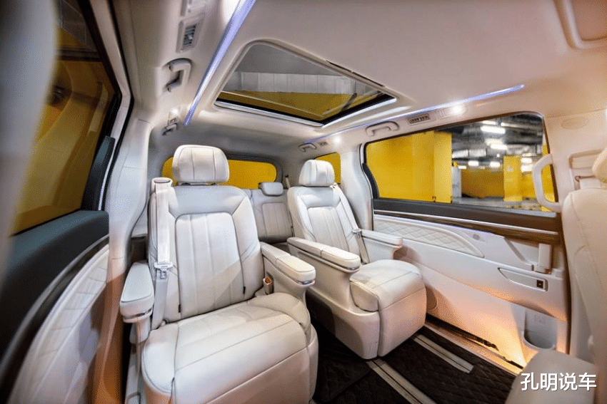 丰田埃尔法|别小瞧了国产MPV的实力，颜值媲美埃尔法！双天窗后排可平躺