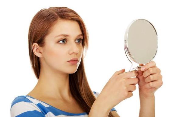 肝脏：肝不好的人，身体会有\2处疼、3变色\，常做三件事的人，尤其注意