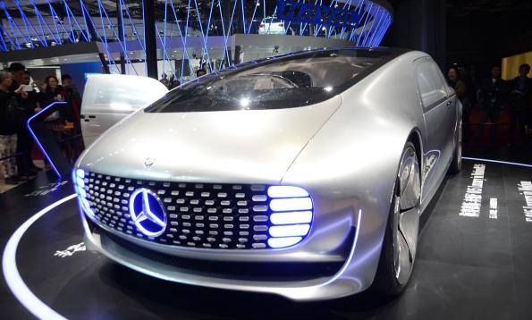 『豪车』王健林这么多豪车,唯独这辆开20多年都不换,真相让你大开眼界