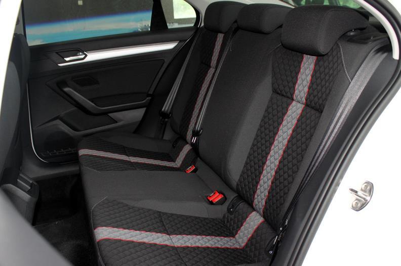 【别克君威】开过别克君威，再开大众凌渡，比较档次？车主：数据说明问题