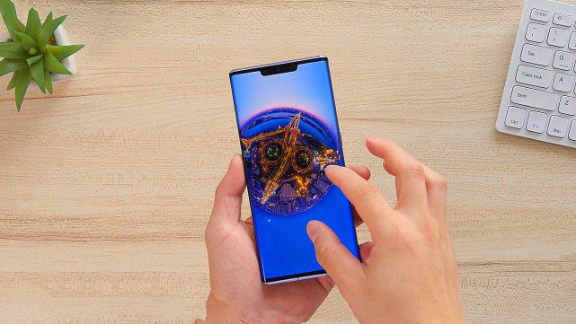 华为mate30|老机新说：华为Mate30比Pro版本更加实用？其实原因很简单