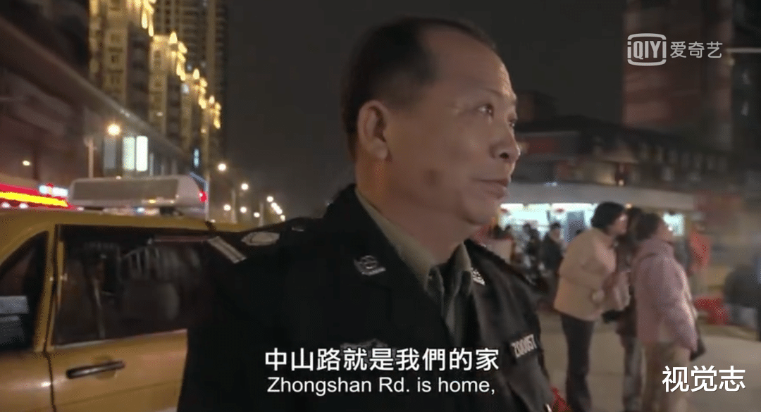 『摆摊』夜市老板一晚?收入上万：?摆摊赚钱的规矩，你不懂