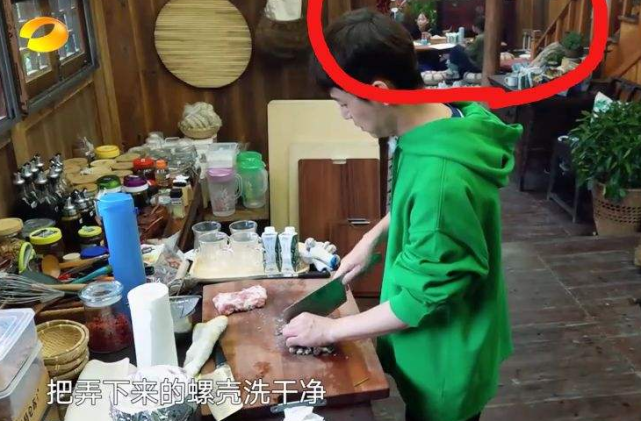 #蔡依林#《向往的生活》迎“最朴实”女嘉宾，穿百十块某宝同款外套，全程干活不做作