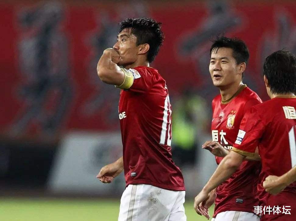 [郑智]39岁郑智年收入1900万，在富婆妻子面前，仅仅只是九牛一毛