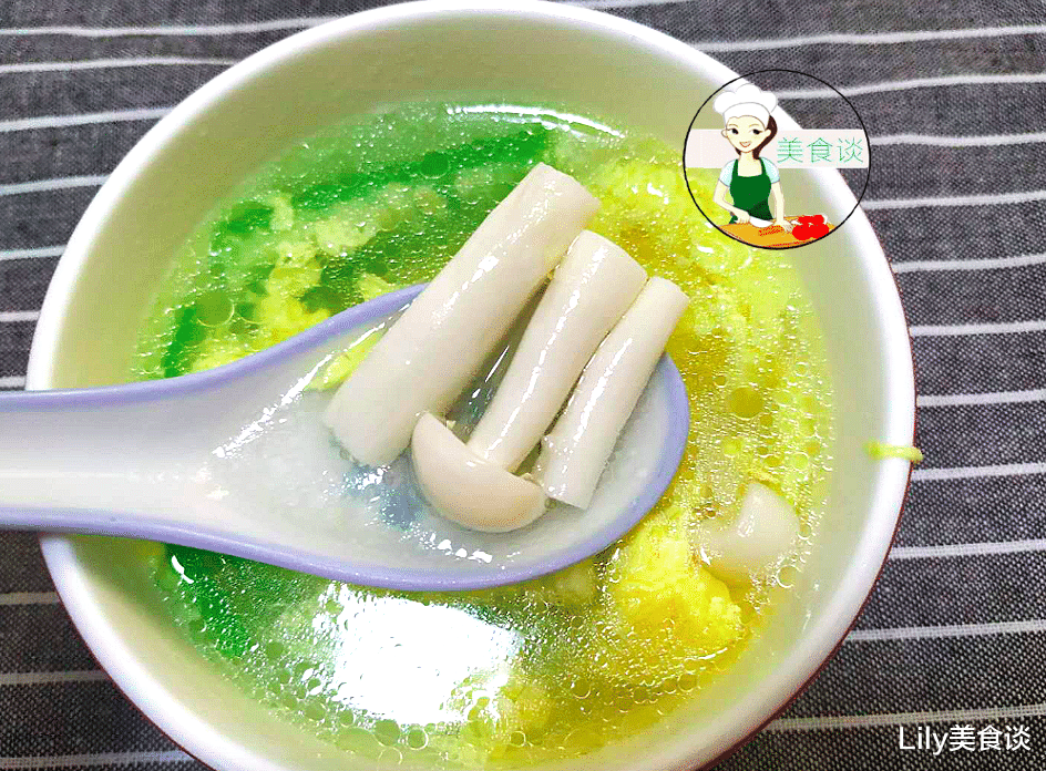 鸡蛋@夏天啦，这蔬菜要多吃，不放肉也很鲜，爽滑清甜，消渴解暑还美白
