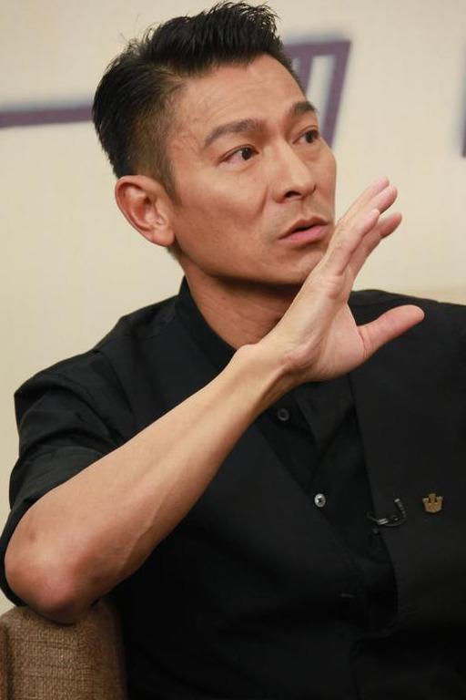 刘德华|被周润发怒斥:你算个什么东西!德艺双馨刘德华被指“翻车”