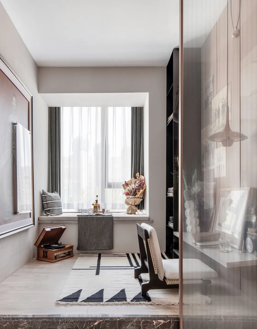 「」75平轻奢三居室，室内开放式格局，时尚温馨！