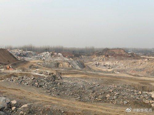 生活报 “野蛮矿企”炸裂民房还挖人祖坟 记者采访被跟踪威胁