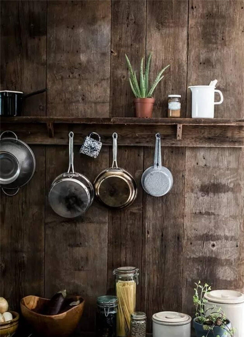 新房愣是装成了破旧老房子，卫生间让人瘆得慌，这怀旧情怀好特别