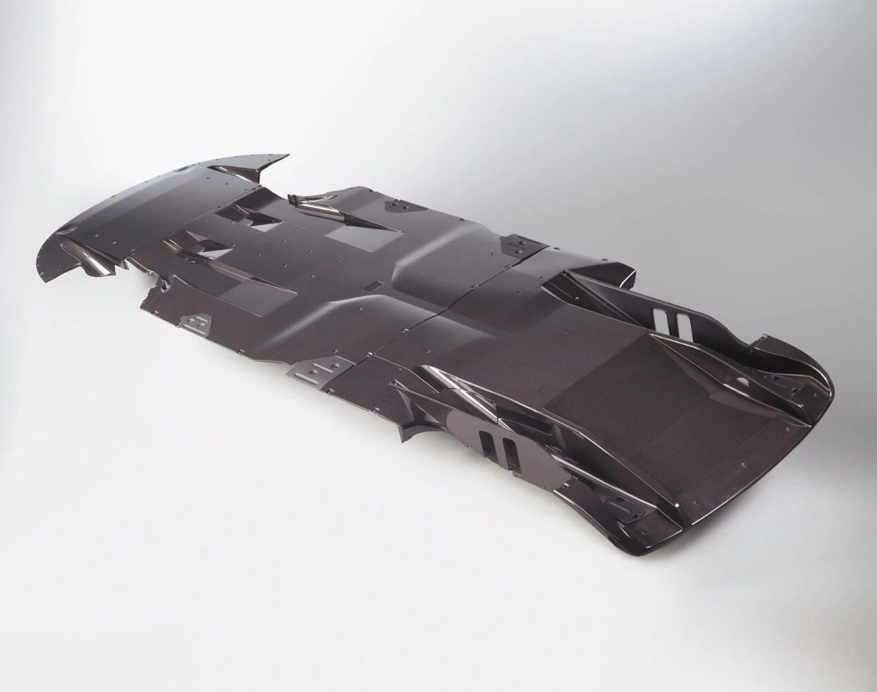 【保时捷carrera】保时捷Carrera GT是有史以来最危险的汽车吗？