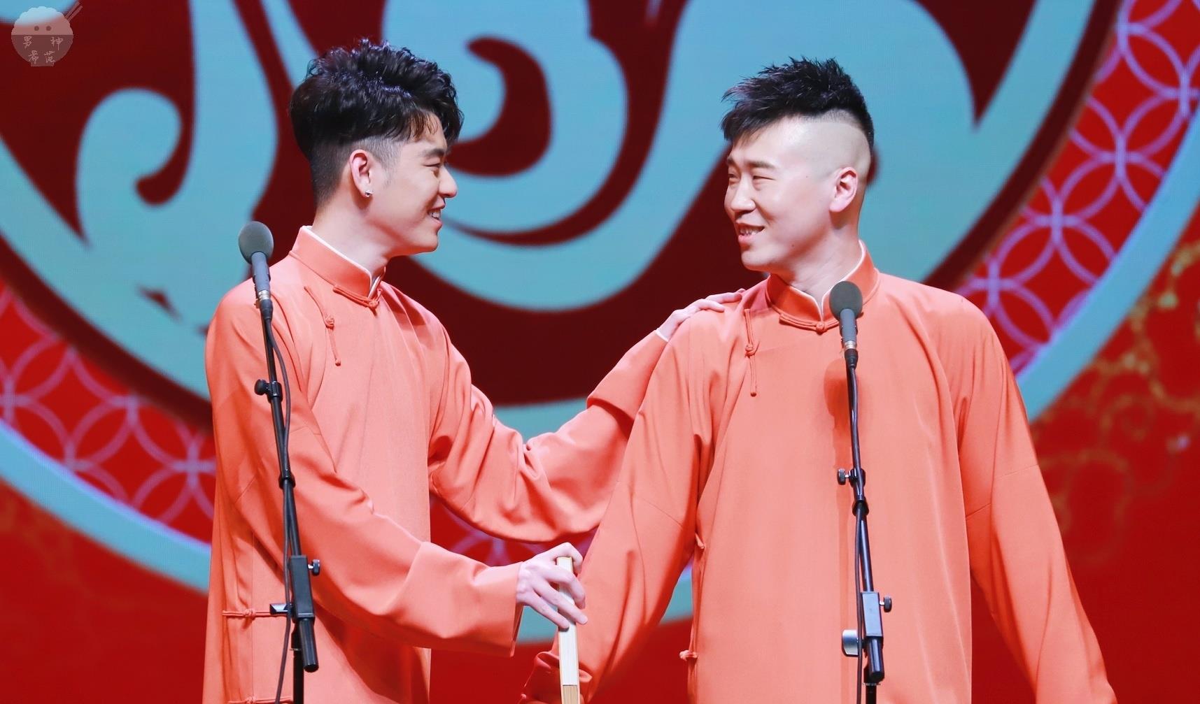 张云雷|张云雷转行做歌手？发新歌销量超过许嵩，谭维维发文羡慕流量歌手
